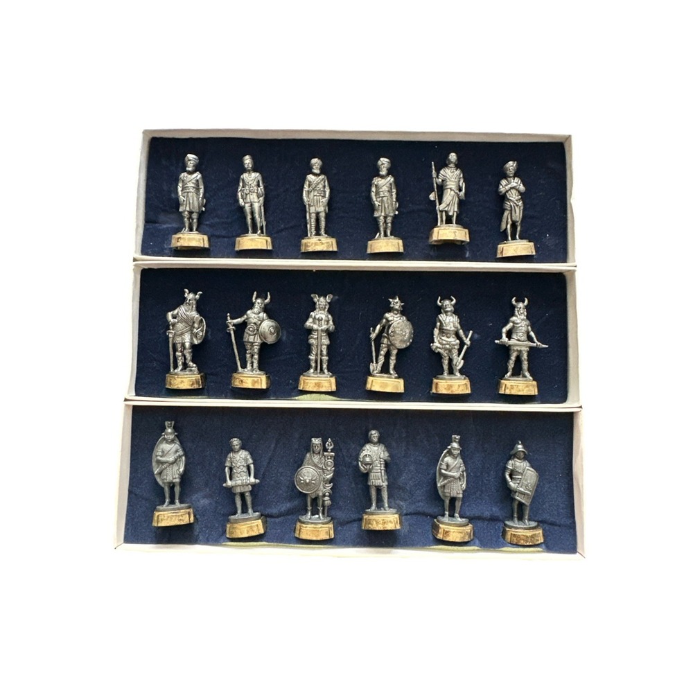 METAL FIGURINES SET Viking SOLDIERS IRON SOCLES VINTAGE DIORAMA DISPLAY BOX Lot3